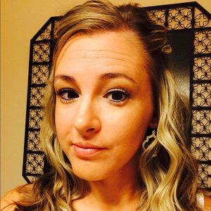 Meet your Posher, Heidi